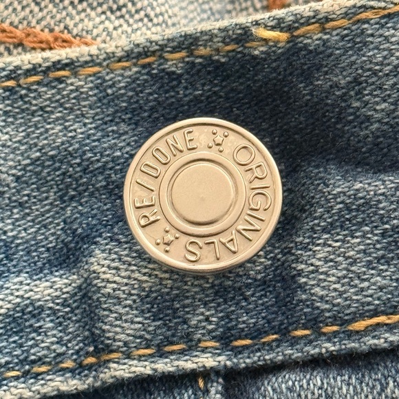 RE/DONE 90s High Rise Straight Jeans Distressed Knee Vintage Wash Denim Size 27 - Picture 9 of 13